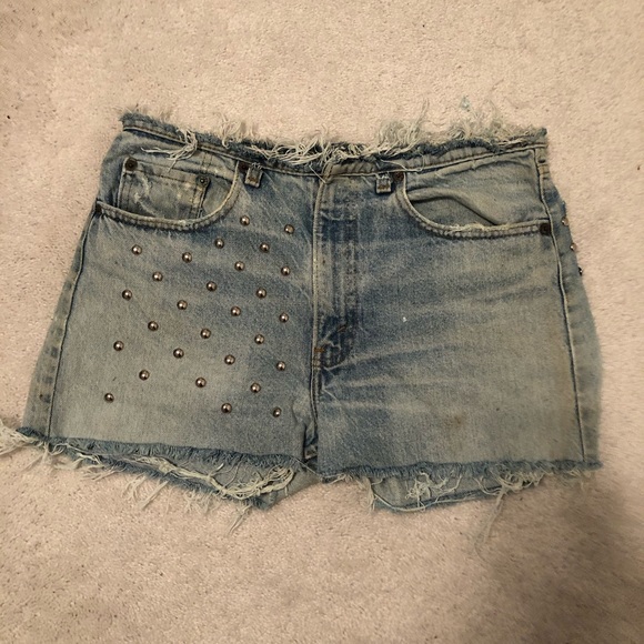 old levi shorts